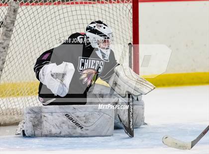 Thumbnail 2 in Warren Township vs D211 Chiefs (Gray) photogallery.