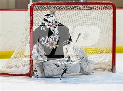 Thumbnail 1 in Warren Township vs D211 Chiefs (Gray) photogallery.