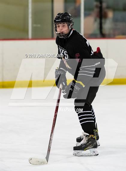 Thumbnail 3 in Warren Township vs D211 Chiefs (Gray) photogallery.