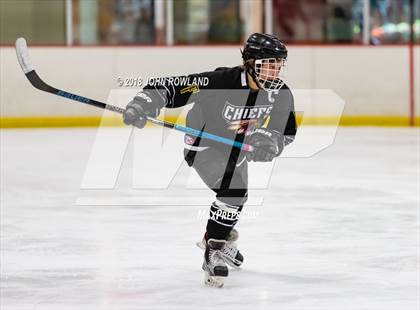 Thumbnail 3 in Warren Township vs D211 Chiefs (Gray) photogallery.