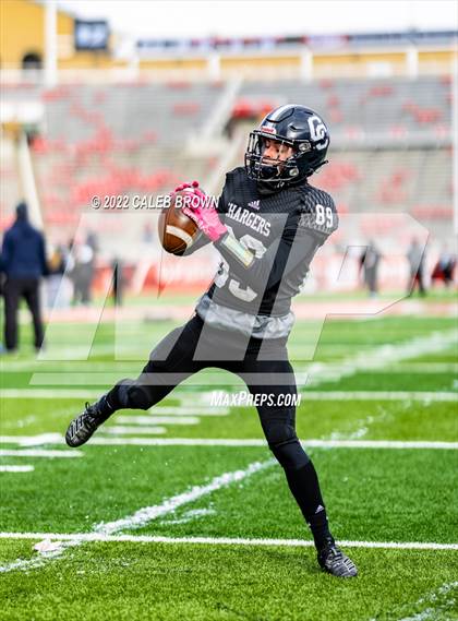 Thumbnail 2 in Corner Canyon vs. Farmington (UHSAA 6A Semifinal) photogallery.