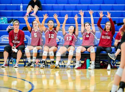 Thumbnail 3 in Auburn Mountainview vs Kentlake photogallery.