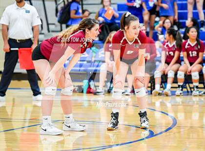 Thumbnail 2 in Auburn Mountainview vs Kentlake photogallery.