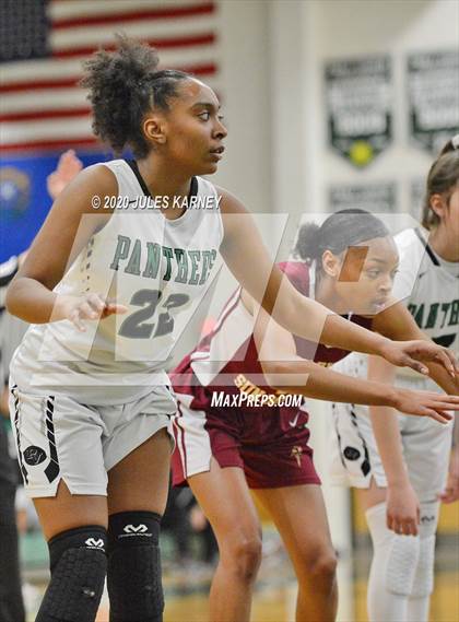 Thumbnail 3 in Eldorado vs Palo Verde (NIAA 4A Mountain Region Playoff) photogallery.