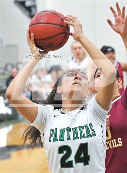 Thumbnail 3 in Eldorado vs Palo Verde (NIAA 4A Mountain Region Playoff) photogallery.