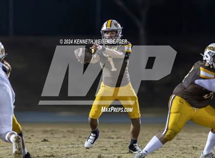 Thumbnail 1 in Kingsburg @ Golden West (CIF CS Division II Quarterfinal) photogallery.