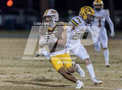Thumbnail 2 in Kingsburg @ Golden West (CIF CS Division II Quarterfinal) photogallery.