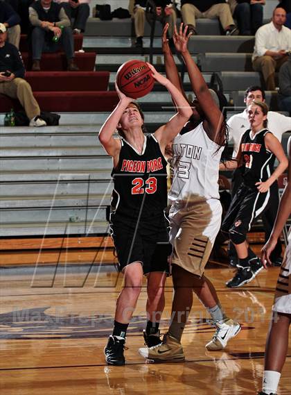 Thumbnail 1 in Fulton vs Pigeon Forge (TSSAA Region 2-AA Semifinal) photogallery.
