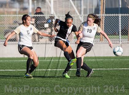Thumbnail 2 in Enochs vs Merced photogallery.