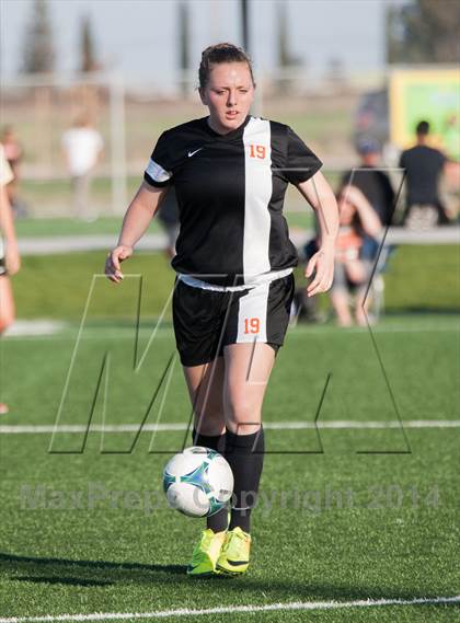 Thumbnail 1 in Enochs vs Merced photogallery.