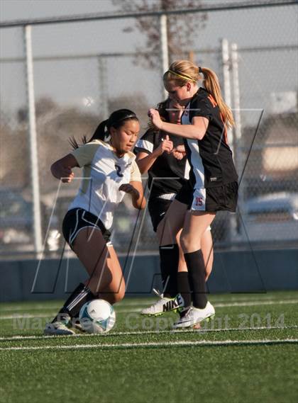 Thumbnail 3 in Enochs vs Merced photogallery.