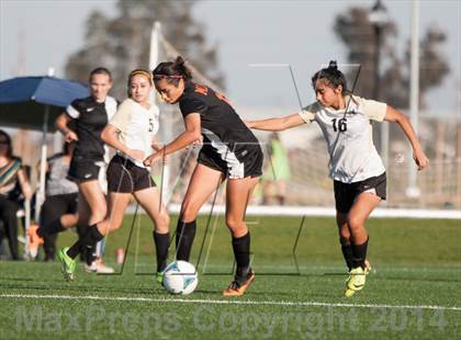 Thumbnail 3 in Enochs vs Merced photogallery.