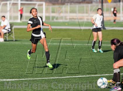 Thumbnail 2 in Enochs vs Merced photogallery.