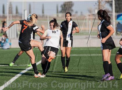 Thumbnail 2 in Enochs vs Merced photogallery.