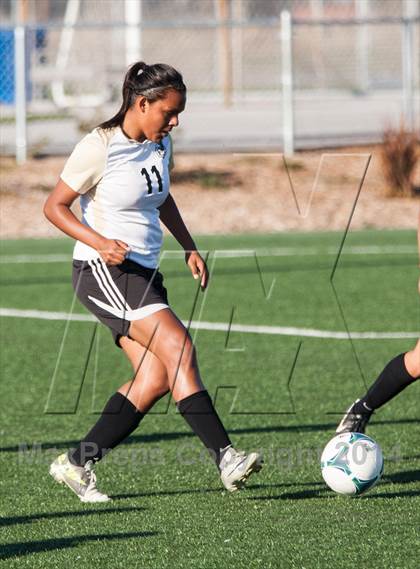 Thumbnail 1 in Enochs vs Merced photogallery.