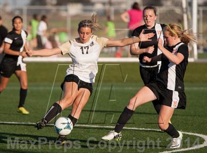 Thumbnail 1 in Enochs vs Merced photogallery.