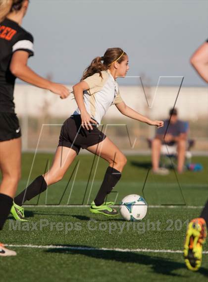Thumbnail 1 in Enochs vs Merced photogallery.