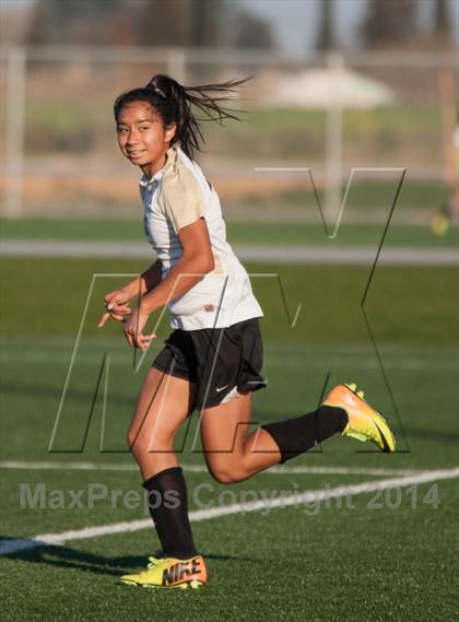 Thumbnail 1 in Enochs vs Merced photogallery.