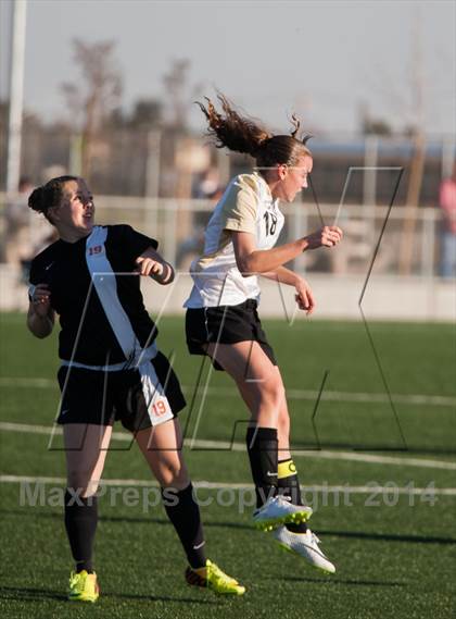 Thumbnail 2 in Enochs vs Merced photogallery.