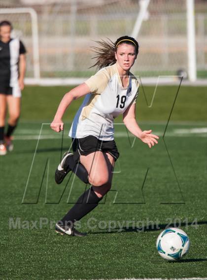 Thumbnail 1 in Enochs vs Merced photogallery.