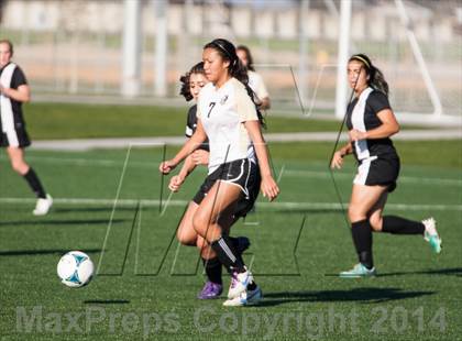 Thumbnail 2 in Enochs vs Merced photogallery.