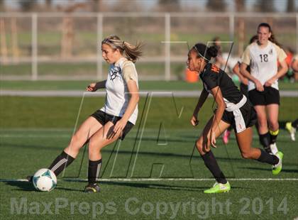 Thumbnail 3 in Enochs vs Merced photogallery.