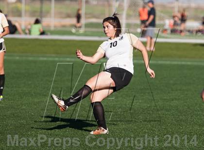Thumbnail 2 in Enochs vs Merced photogallery.