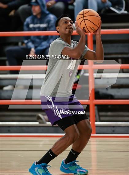 Thumbnail 2 in Brentwood School vs St. Anthony (Beverly Hills Tournament) photogallery.