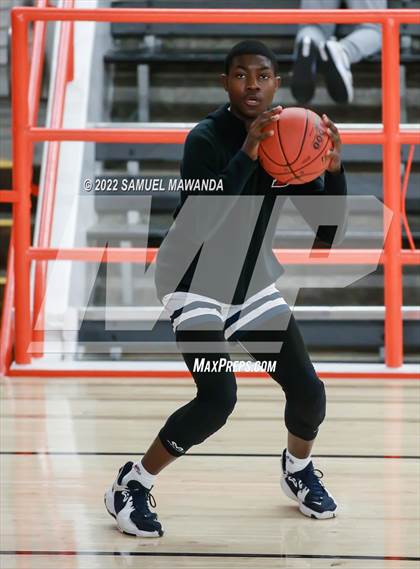 Thumbnail 3 in Brentwood School vs St. Anthony (Beverly Hills Tournament) photogallery.