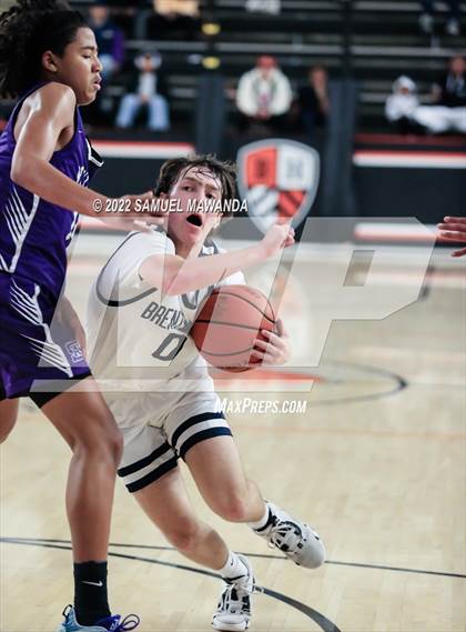 Thumbnail 2 in Brentwood School vs St. Anthony (Beverly Hills Tournament) photogallery.