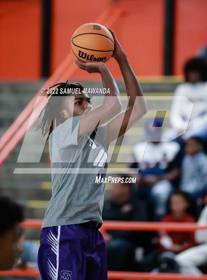 Thumbnail 3 in Brentwood School vs St. Anthony (Beverly Hills Tournament) photogallery.