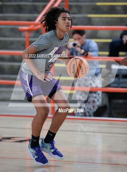 Thumbnail 3 in Brentwood School vs St. Anthony (Beverly Hills Tournament) photogallery.