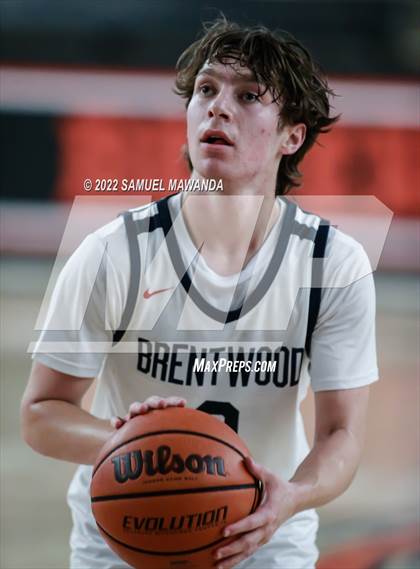 Thumbnail 3 in Brentwood School vs St. Anthony (Beverly Hills Tournament) photogallery.