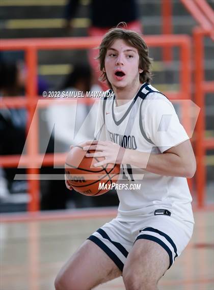 Thumbnail 2 in Brentwood School vs St. Anthony (Beverly Hills Tournament) photogallery.