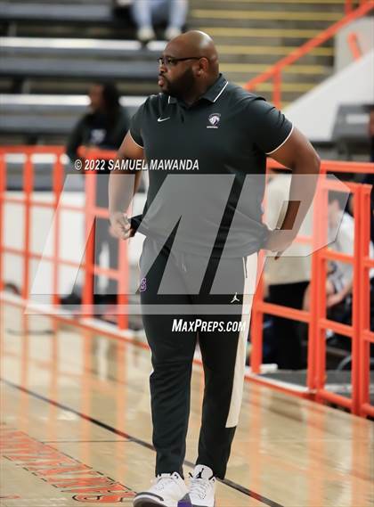 Thumbnail 3 in Brentwood School vs St. Anthony (Beverly Hills Tournament) photogallery.