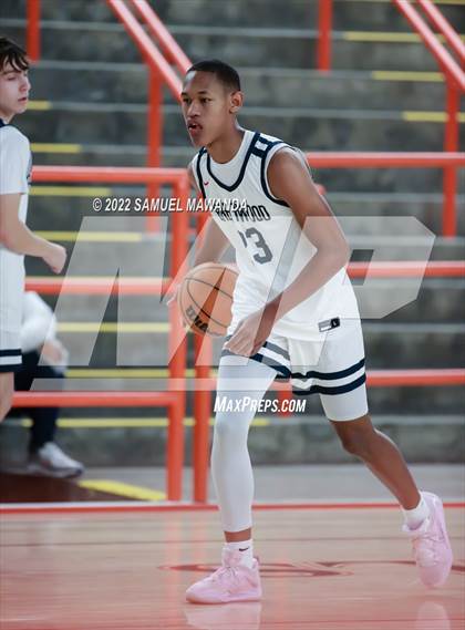 Thumbnail 2 in Brentwood School vs St. Anthony (Beverly Hills Tournament) photogallery.
