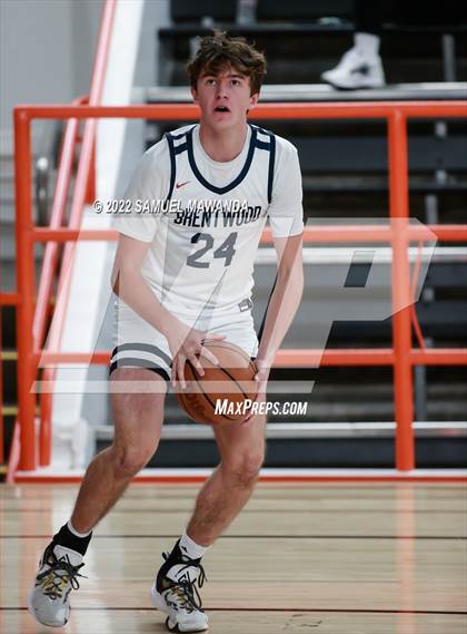 Thumbnail 3 in Brentwood School vs St. Anthony (Beverly Hills Tournament) photogallery.