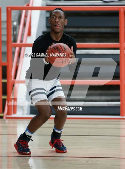 Thumbnail 3 in Brentwood School vs St. Anthony (Beverly Hills Tournament) photogallery.