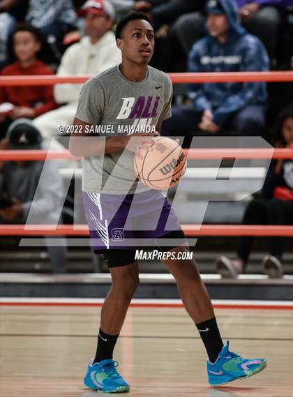 Thumbnail 1 in Brentwood School vs St. Anthony (Beverly Hills Tournament) photogallery.