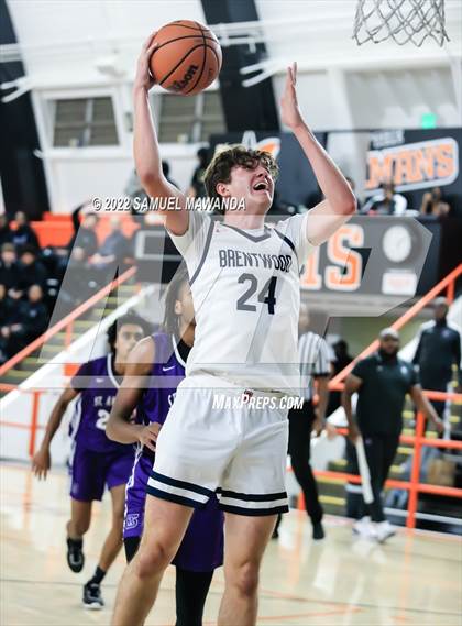 Thumbnail 2 in Brentwood School vs St. Anthony (Beverly Hills Tournament) photogallery.