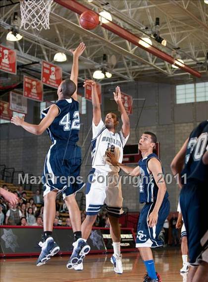 Thumbnail 2 in Sierra Canyon vs. Montclair Prep (CIF SS 5A Final) photogallery.
