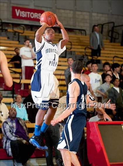 Thumbnail 2 in Sierra Canyon vs. Montclair Prep (CIF SS 5A Final) photogallery.