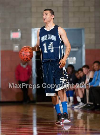 Thumbnail 1 in Sierra Canyon vs. Montclair Prep (CIF SS 5A Final) photogallery.