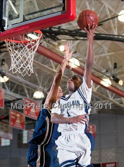 Thumbnail 1 in Sierra Canyon vs. Montclair Prep (CIF SS 5A Final) photogallery.