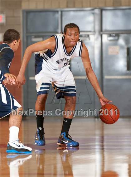 Thumbnail 1 in Sierra Canyon vs. Montclair Prep (CIF SS 5A Final) photogallery.
