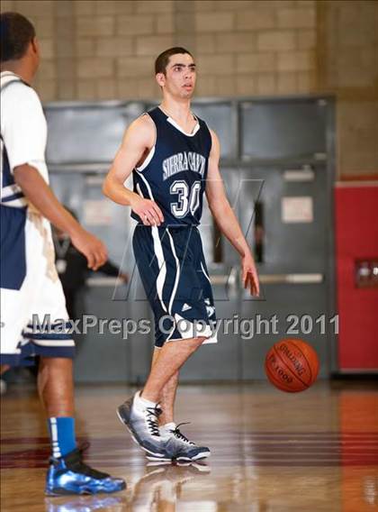 Thumbnail 2 in Sierra Canyon vs. Montclair Prep (CIF SS 5A Final) photogallery.