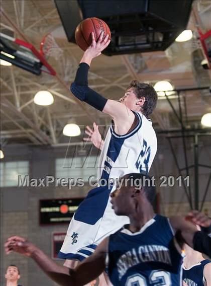Thumbnail 3 in Sierra Canyon vs. Montclair Prep (CIF SS 5A Final) photogallery.