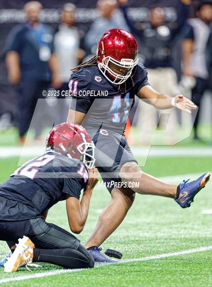 Thumbnail 1 in Carver vs. Hapeville Charter (GHSA  AA Championship) photogallery.