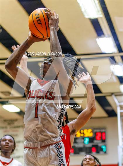 Thumbnail 1 in Seventy-First @ Hoke County photogallery.
