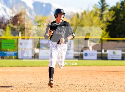 Thumbnail 3 in Alta @ Olympus photogallery.